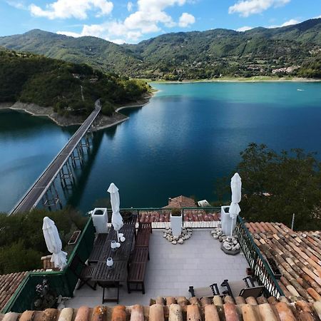 La Terrazza Sul Lago Turano Castel di Tora Exterior photo