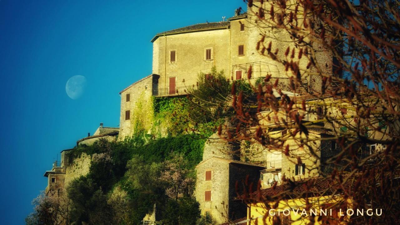 La Terrazza Sul Lago Turano Castel di Tora Exterior photo